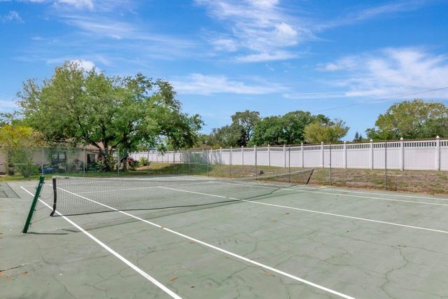 11511 113TH STREET 13F, Largo, FL 33778