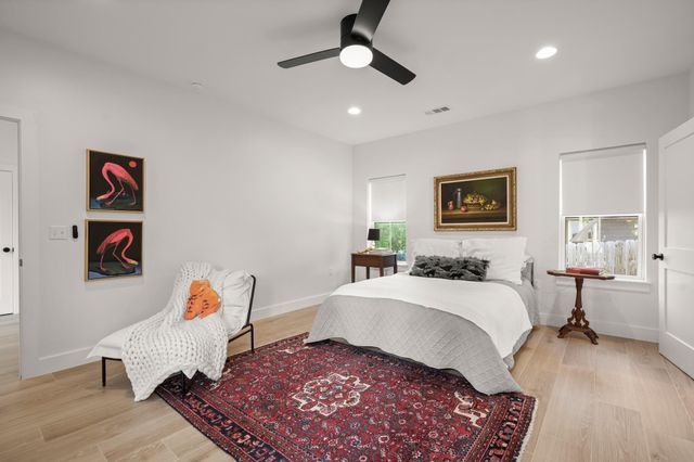 7609 Summervale DR, Austin, TX 78737