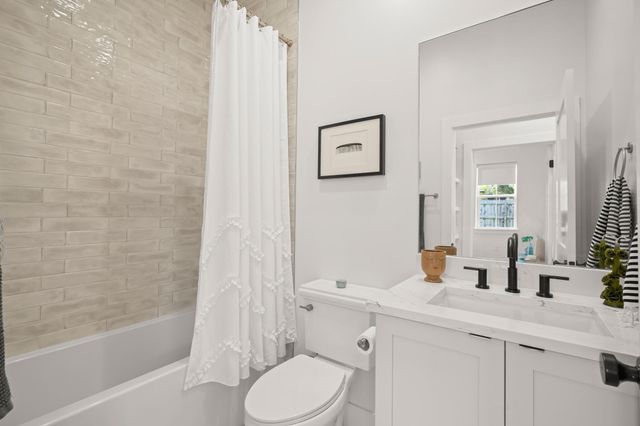 7609 Summervale DR, Austin, TX 78737