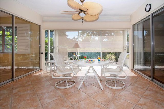 3843 EL POINIER COURT W 8720, Sarasota, FL 34232