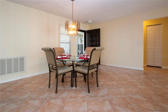 3843 EL POINIER COURT W 8720, Sarasota, FL 34232