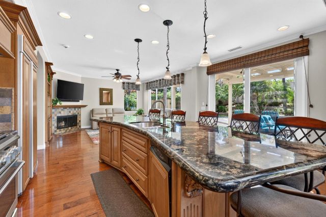 6657 Curlew Terrace, Carlsbad, CA 92011