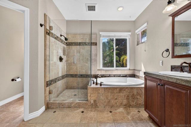 6657 Curlew Terrace, Carlsbad, CA 92011