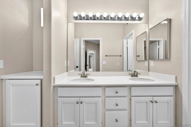 6657 Curlew Terrace, Carlsbad, CA 92011