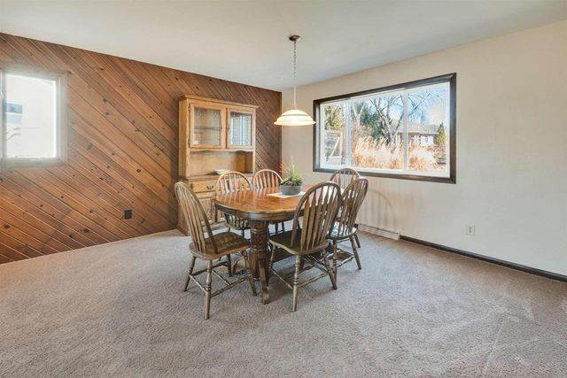 3817 Lexington Drive, Middleton, WI 53562