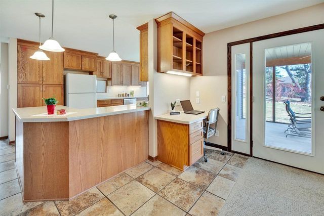 3817 Lexington Drive, Middleton, WI 53562