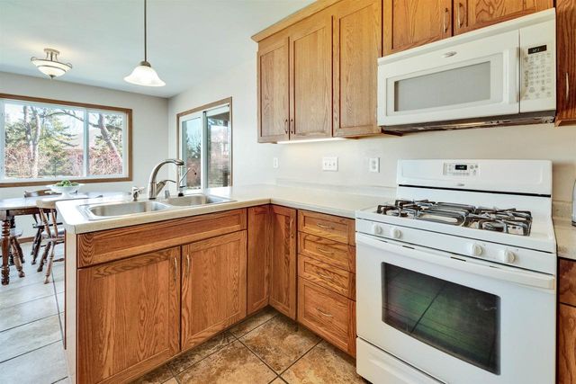 3817 Lexington Drive, Middleton, WI 53562