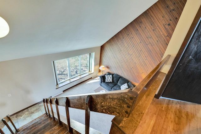 3817 Lexington Drive, Middleton, WI 53562