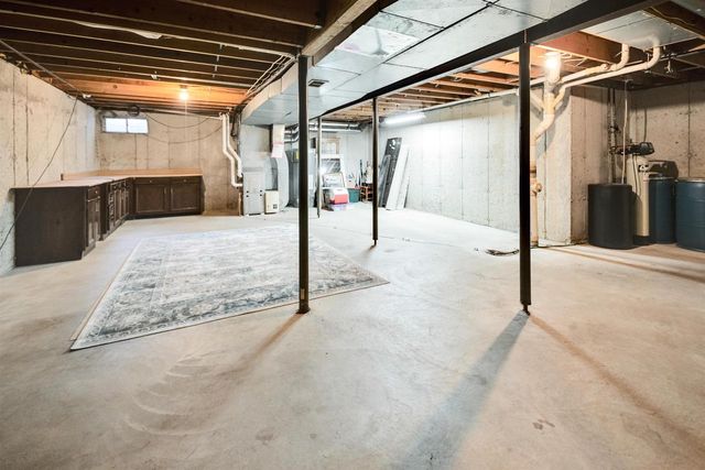 3817 Lexington Drive, Middleton, WI 53562