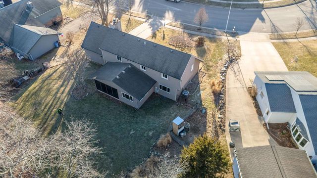3817 Lexington Drive, Middleton, WI 53562