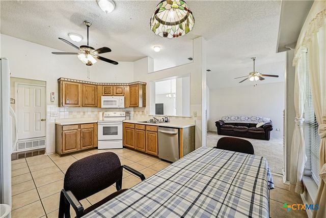 200 Shawnee Trail, Harker Heights, TX 76548
