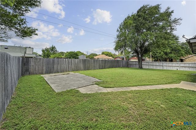 200 Shawnee Trail, Harker Heights, TX 76548