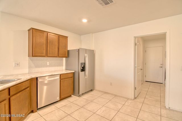 8811 E Stone Meadow Circle, Tucson, AZ 85730