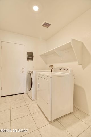 8811 E Stone Meadow Circle, Tucson, AZ 85730