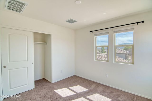 8811 E Stone Meadow Circle, Tucson, AZ 85730