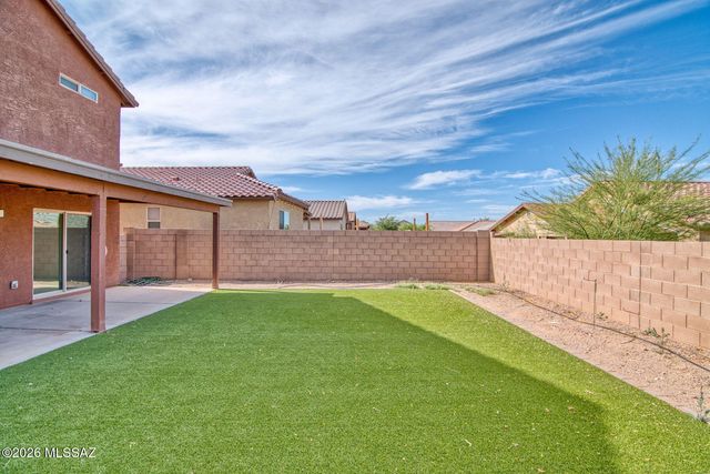 8811 E Stone Meadow Circle, Tucson, AZ 85730