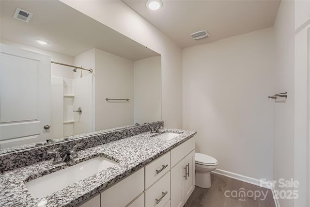 102 Red Cedar Lane, Statesville, NC 28625