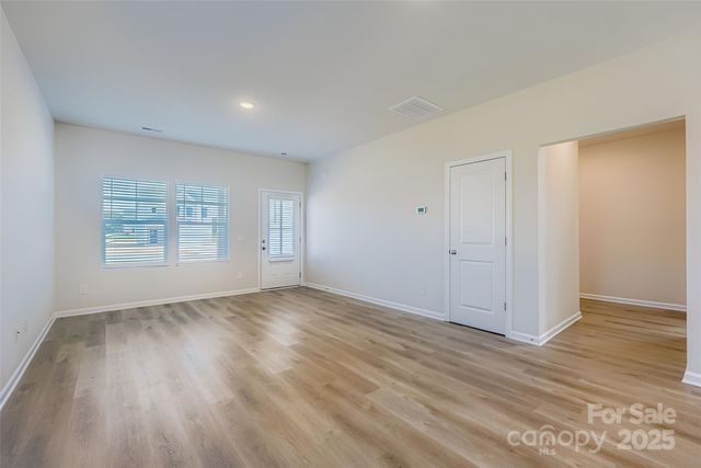 102 Red Cedar Lane, Statesville, NC 28625