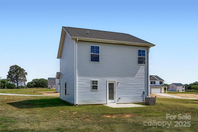 102 Red Cedar Lane, Statesville, NC 28625