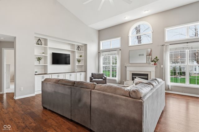 1559 Redsunset Drive, Brownsburg, IN 46112