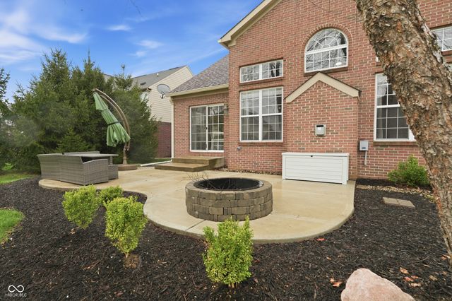 1559 Redsunset Drive, Brownsburg, IN 46112