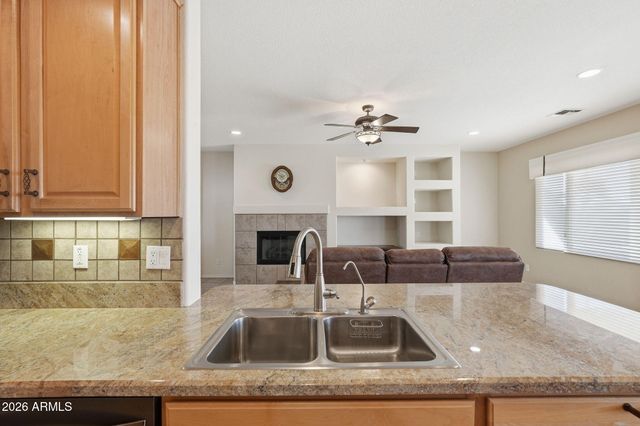 3161 E GLENEAGLE Drive, Chandler, AZ 85249