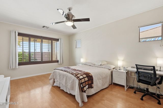 3161 E GLENEAGLE Drive, Chandler, AZ 85249