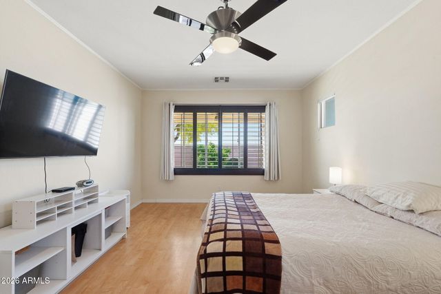 3161 E GLENEAGLE Drive, Chandler, AZ 85249