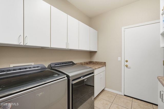 3161 E GLENEAGLE Drive, Chandler, AZ 85249