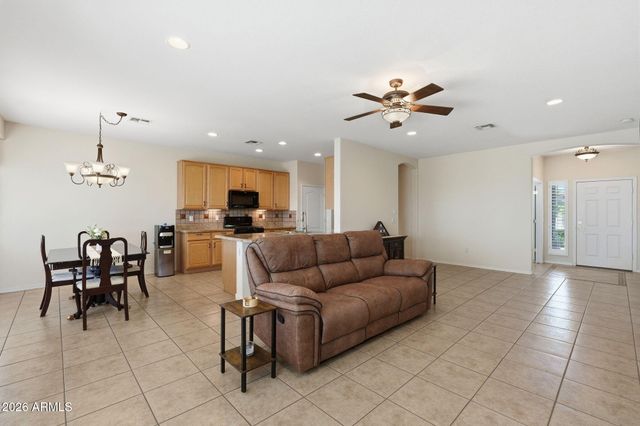 3161 E GLENEAGLE Drive, Chandler, AZ 85249