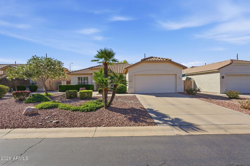 3161 E GLENEAGLE Drive, Chandler, AZ 85249