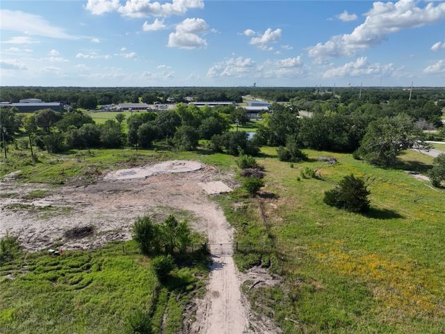 5320 Straub Road, College Station, TX 77845