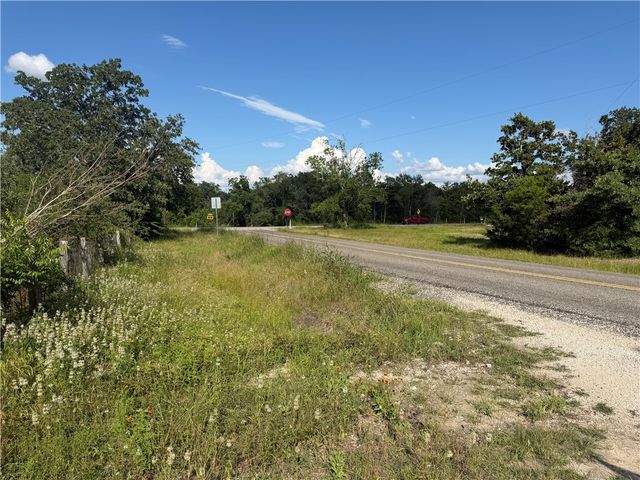 5320 Straub Road, College Station, TX 77845