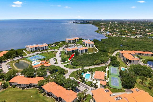 125 MARINER DRIVE 125, Tarpon Springs, FL 34689