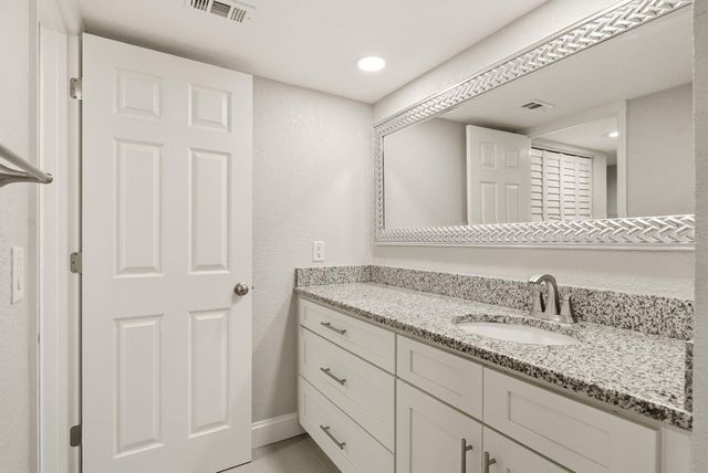 125 MARINER DRIVE 125, Tarpon Springs, FL 34689