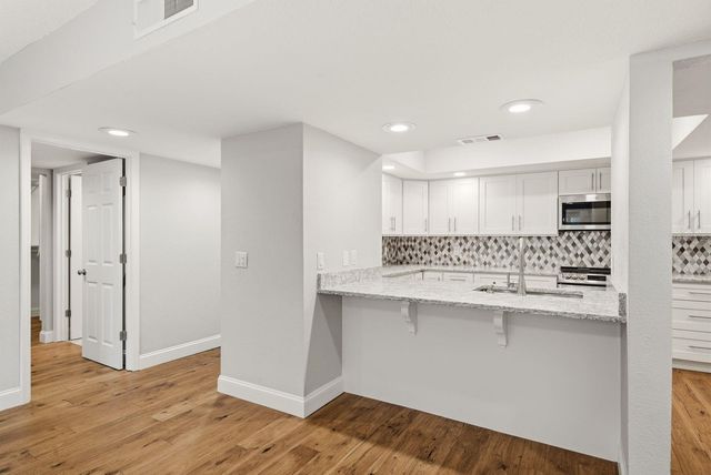 125 MARINER DRIVE 125, Tarpon Springs, FL 34689