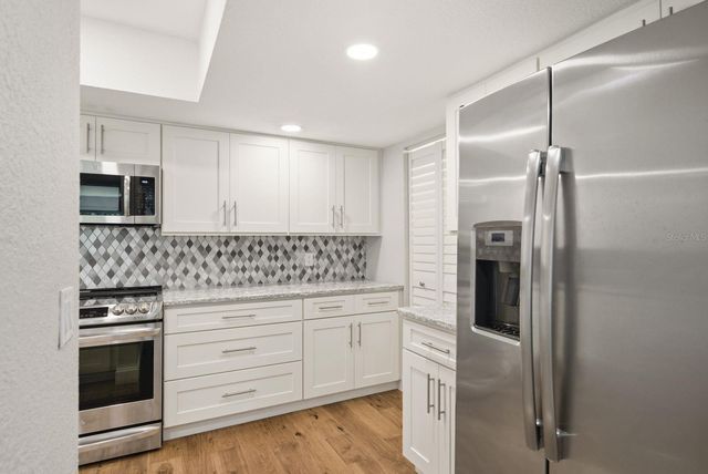 125 MARINER DRIVE 125, Tarpon Springs, FL 34689