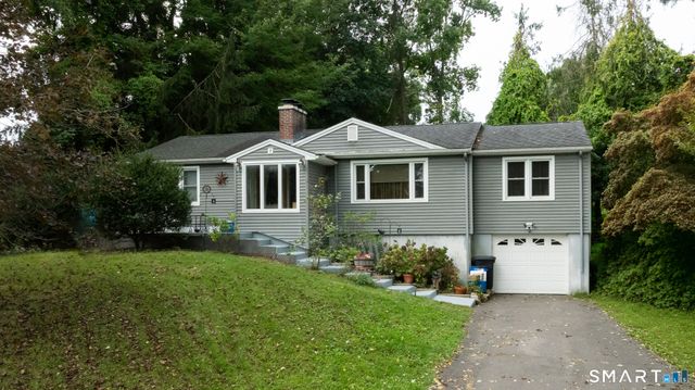 7 Split Rock Drive, Wolcott, CT 06716