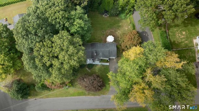 7 Split Rock Drive, Wolcott, CT 06716