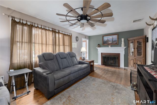 7 Split Rock Drive, Wolcott, CT 06716