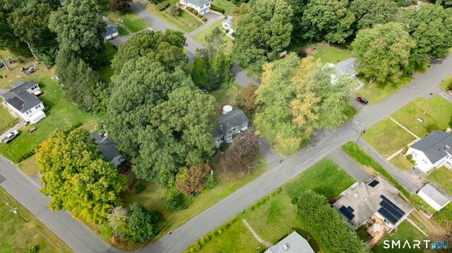 7 Split Rock Drive, Wolcott, CT 06716