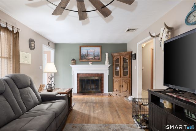 7 Split Rock Drive, Wolcott, CT 06716