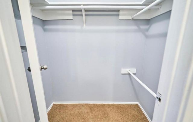9707 Richmond Avenue 104, Houston, TX 77042