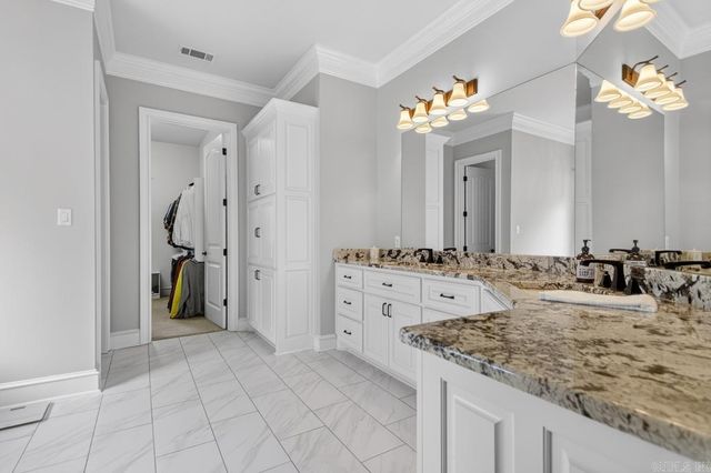 7034 Westshore Avenue, Benton, AR 72019