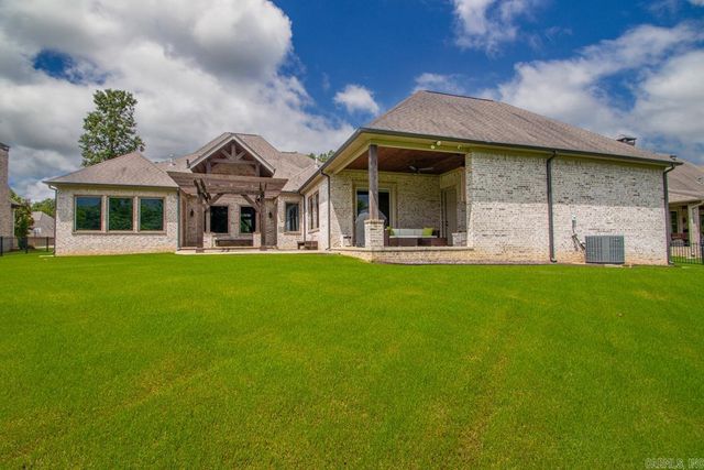 7034 Westshore Avenue, Benton, AR 72019