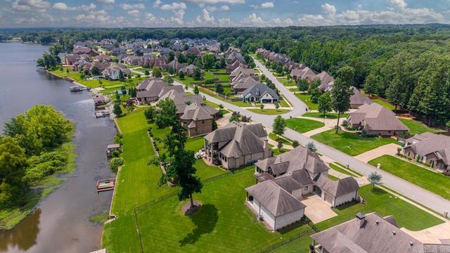 7034 Westshore Avenue, Benton, AR 72019