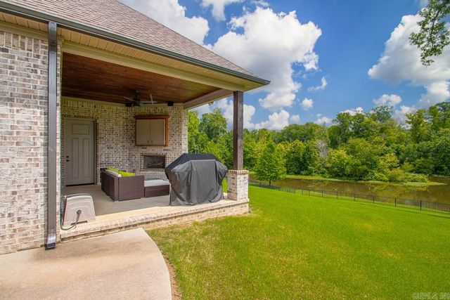 7034 Westshore Avenue, Benton, AR 72019