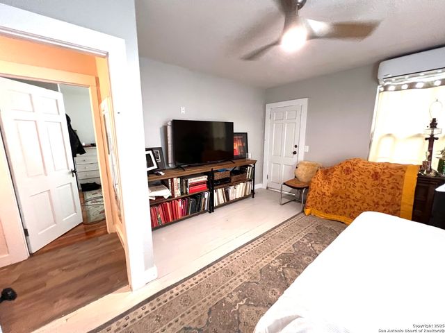 3080 Stockdale Highway, Seguin, TX 78155
