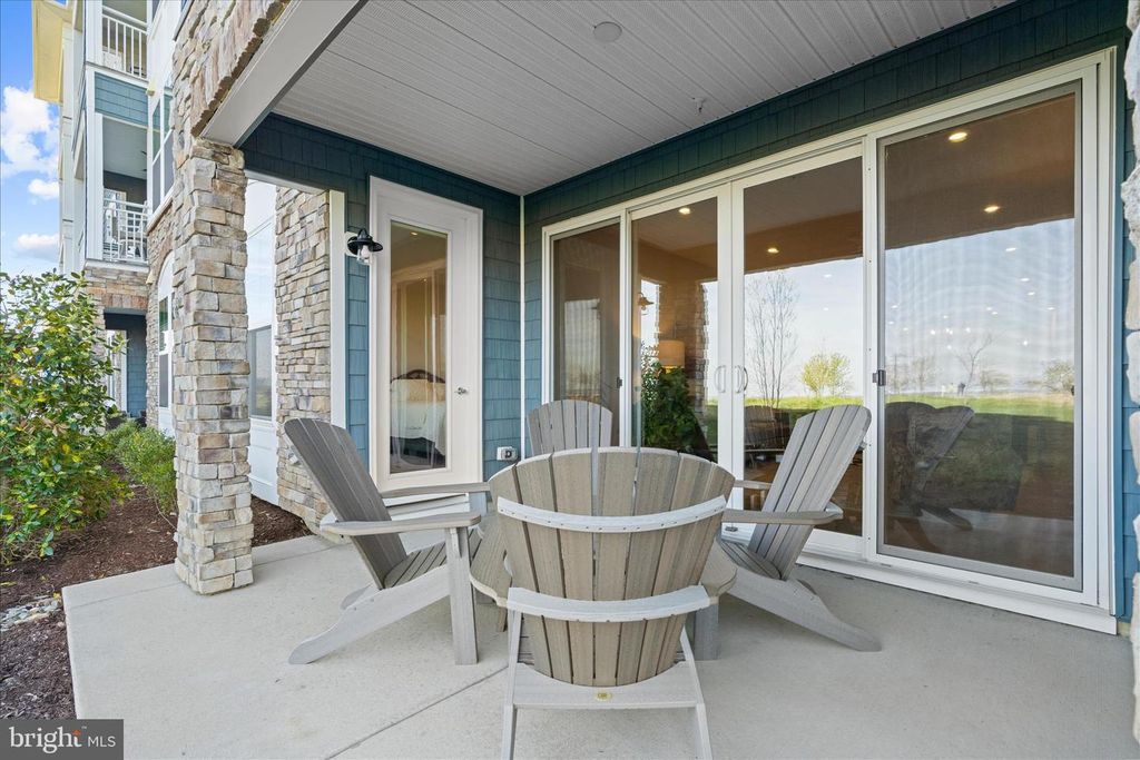 Image 20 of property listing at 132 WHEELHOUSE WAY #11, Chester, MD 21619