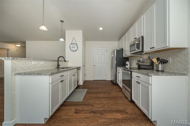 5815 Lookout View, Cedar Hill, MO 63016